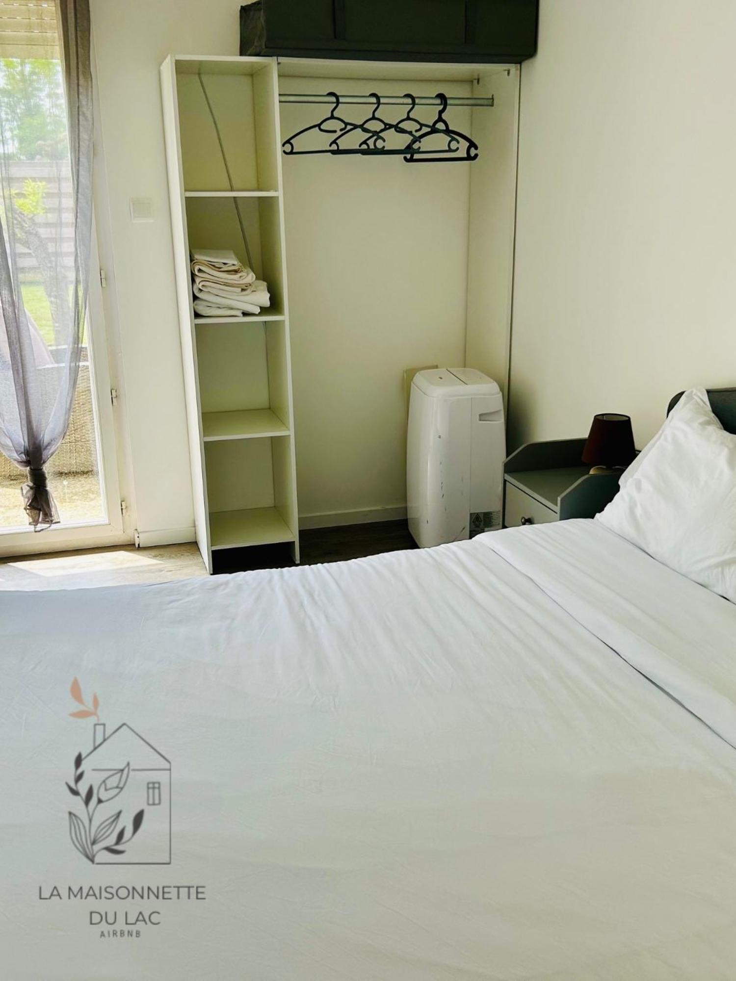 Maison Avec Acces Au Lac Izon Екстер'єр фото